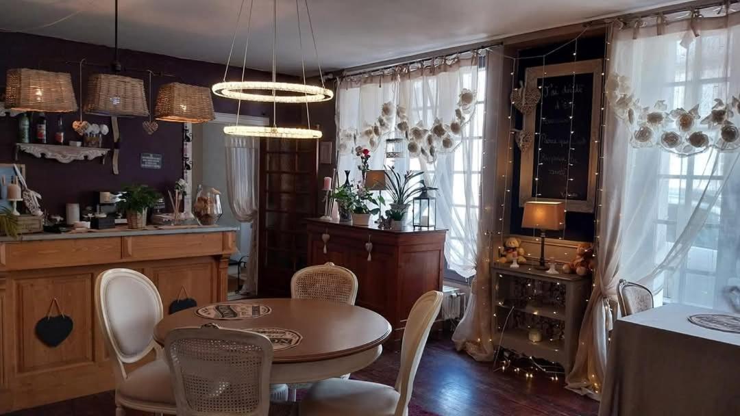 Le 7 Pompadour Hotel Arnac-Pompadour Luaran gambar